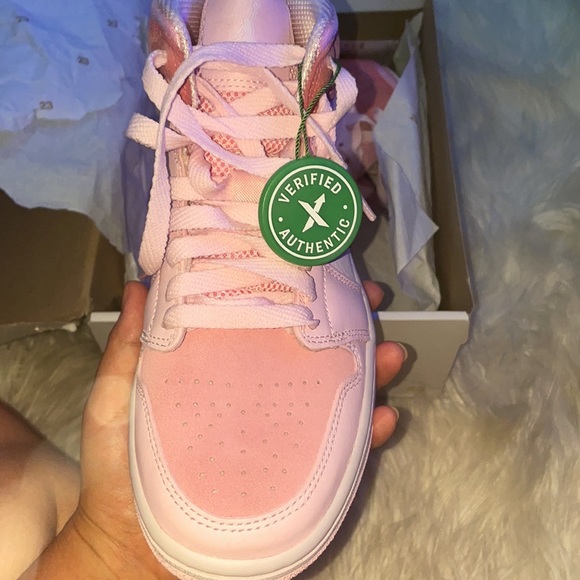 Jordan 1 Mid Digital Pink (W) - Picture 3 of 8